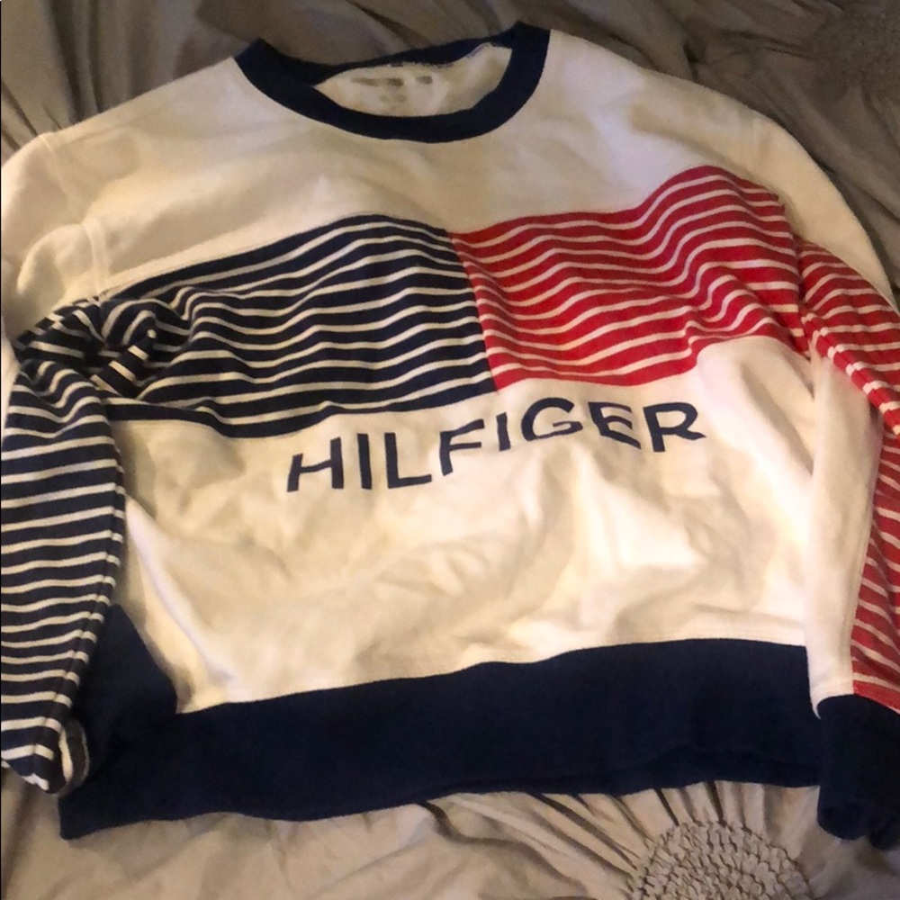 Tommy Hilfiger white sweatshirt nwot never worn